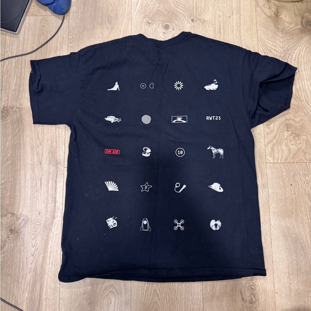 Beyoncé Renaissance World Tour tshirt L - Picture 5 of 5